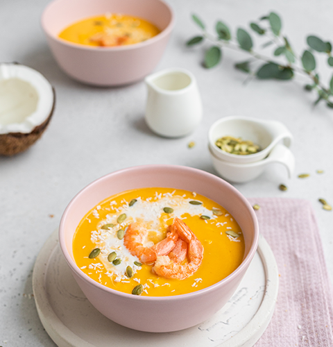 Сливочный крем-суп с креветками и шафраном