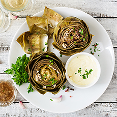 Артишоки с чесноком и травами