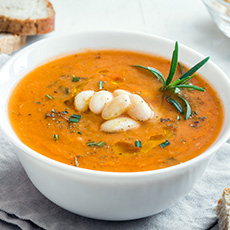 Морковный суп-пюре с фасолью